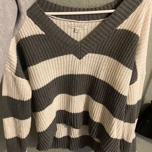 AE cropped sweater